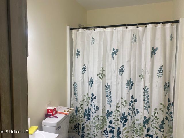 337 Saint George Street, Bay Saint Louis, MS 39520