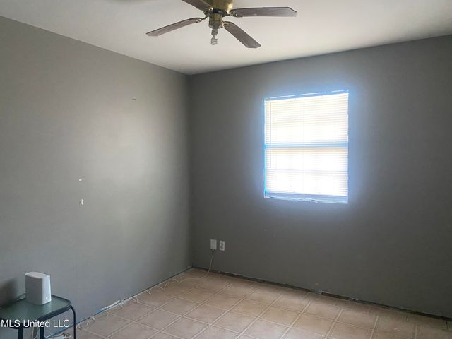 337 Saint George Street, Bay Saint Louis, MS 39520