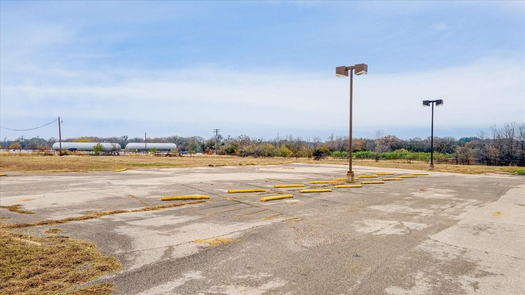4426 E US HIGHWAY 377, Granbury, TX 76049