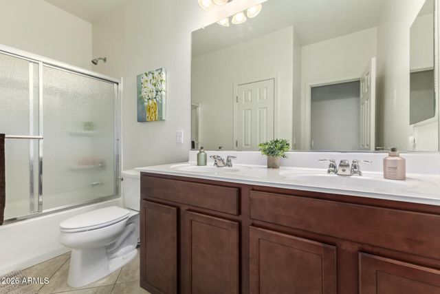 5022 E GLENCOVE Street, Mesa, AZ 85205