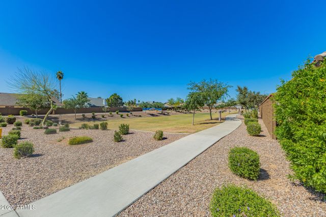 5022 E GLENCOVE Street, Mesa, AZ 85205