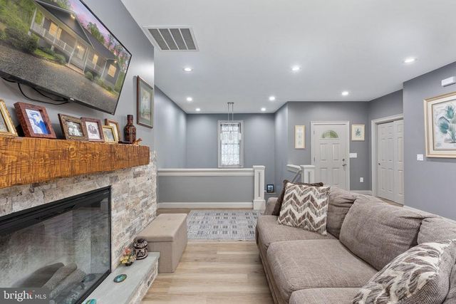 3137 BLOUNT DR, Bumpass, VA 23024