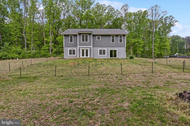 3137 BLOUNT DR, Bumpass, VA 23024