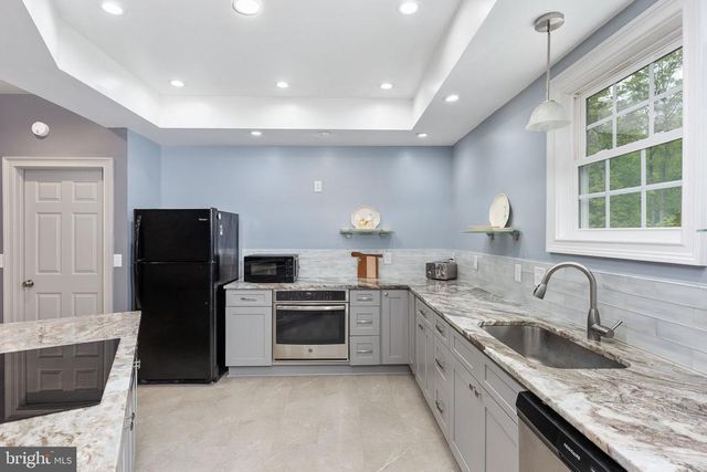 3137 BLOUNT DR, Bumpass, VA 23024