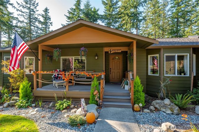 985 Lyndean Lane, Oak Harbor, WA 98277