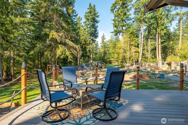 985 Lyndean Lane, Oak Harbor, WA 98277