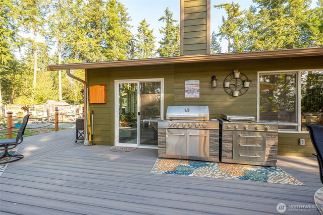 985 Lyndean Lane, Oak Harbor, WA 98277