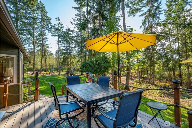 985 Lyndean Lane, Oak Harbor, WA 98277