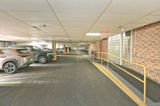 800 Willis Avenue 313, Albertson, NY 11507