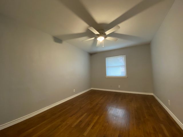11005 Wyatt Street, Dallas, TX 75218
