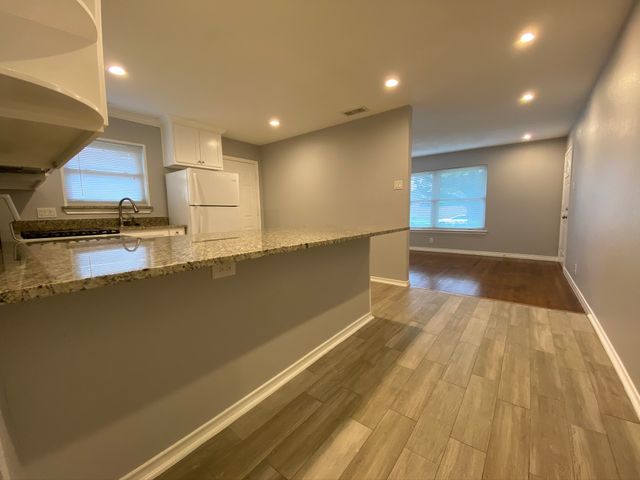 11005 Wyatt Street, Dallas, TX 75218