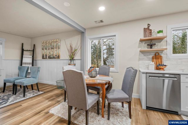 790 Hansen Dr S, Salem, OR 97302