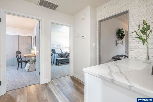 790 Hansen Dr S, Salem, OR 97302