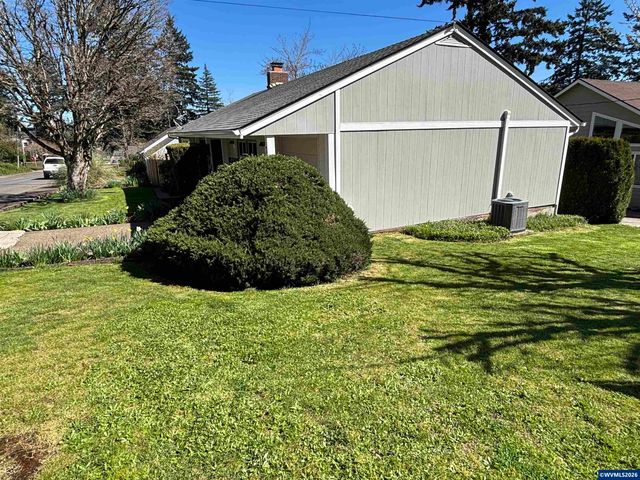 790 Hansen Dr S, Salem, OR 97302