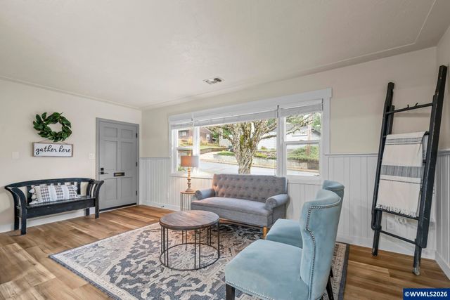 790 Hansen Dr S, Salem, OR 97302