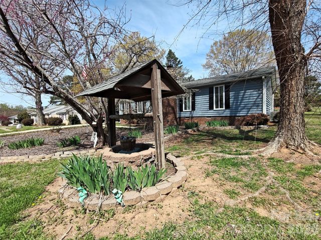 120 Greenway Drive, Salisbury, NC 28144