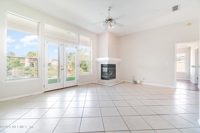 11668 OXFORD CREST Lane, Jacksonville, FL 32258