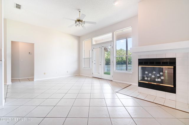 11668 OXFORD CREST Lane, Jacksonville, FL 32258