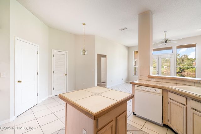 11668 OXFORD CREST Lane, Jacksonville, FL 32258