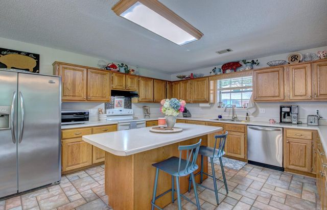 30 Wildwood, Cabot, AR 72023