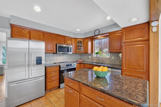 2314 Sultana Drive, Yorktown Heights, NY 10598