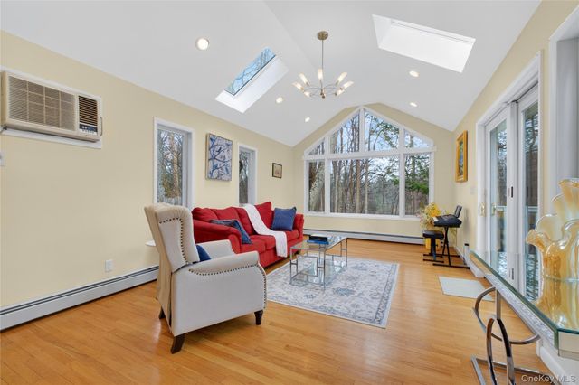 2314 Sultana Drive, Yorktown Heights, NY 10598