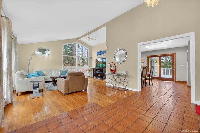 2314 Sultana Drive, Yorktown Heights, NY 10598