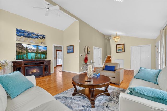 2314 Sultana Drive, Yorktown Heights, NY 10598