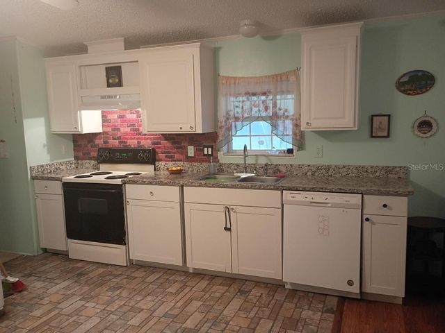 2042 S SUNWOOD POINT, Homosassa, FL 34448