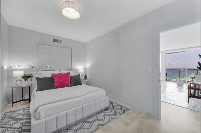 6365 Collins Ave 3906, Miami Beach, FL 33141