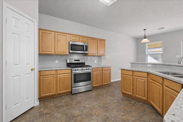 7535 Park Bend Lane, Pasadena, TX 77505