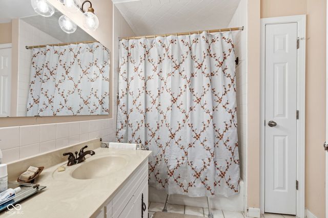 2856 Jamieson Lane, Indianapolis, IN 46268