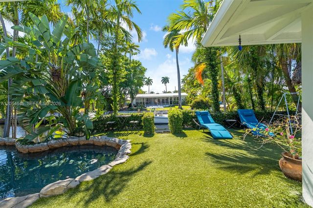 2643 Flamingo Ln, Fort Lauderdale, FL 33312