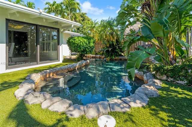2643 Flamingo Ln, Fort Lauderdale, FL 33312