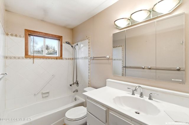 2815 Campbell Airstrip Road, Anchorage, AK 99504