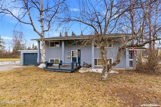2815 Campbell Airstrip Road, Anchorage, AK 99504