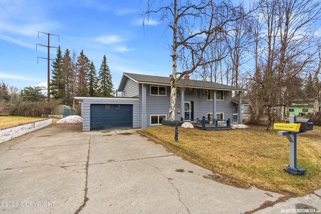 2815 Campbell Airstrip Road, Anchorage, AK 99504
