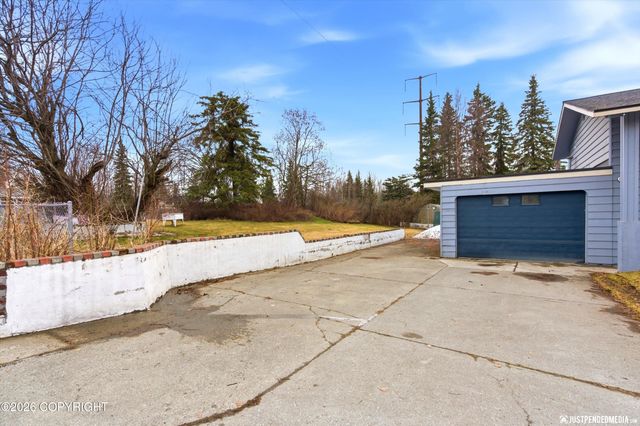 2815 Campbell Airstrip Road, Anchorage, AK 99504