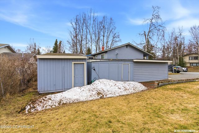 2815 Campbell Airstrip Road, Anchorage, AK 99504