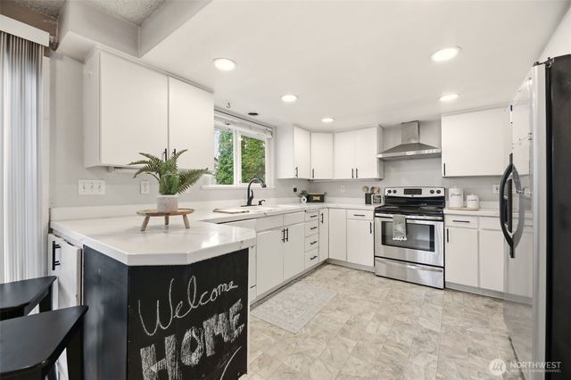 231 99th Avenue SE, Lake Stevens, WA 98258