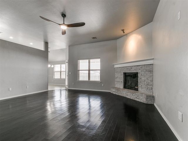2716 SE 92nd Circle, Moore, OK 73160