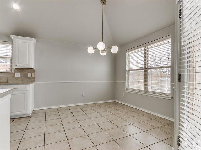 2716 SE 92nd Circle, Moore, OK 73160