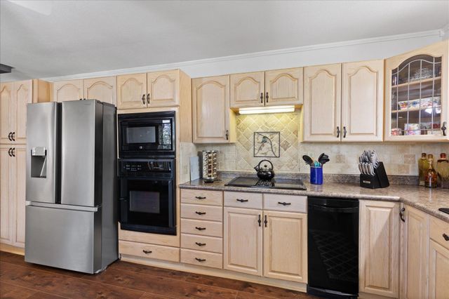 928 Pelican Dr, Winnsboro, TX 75494