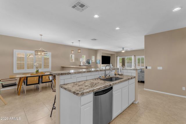 17596 W ACACIA Court, Goodyear, AZ 85338
