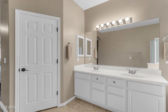 17596 W ACACIA Court, Goodyear, AZ 85338