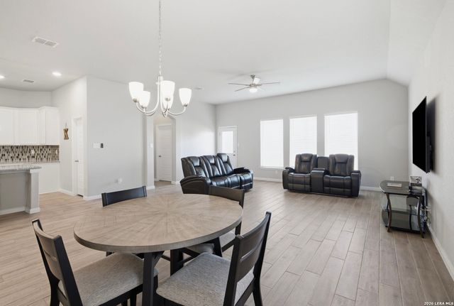 261 Pudu Trl, Cibolo, TX 78108