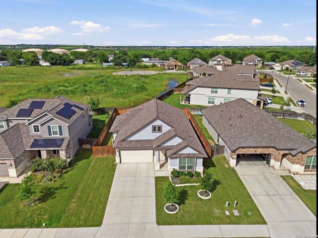 261 Pudu Trl, Cibolo, TX 78108