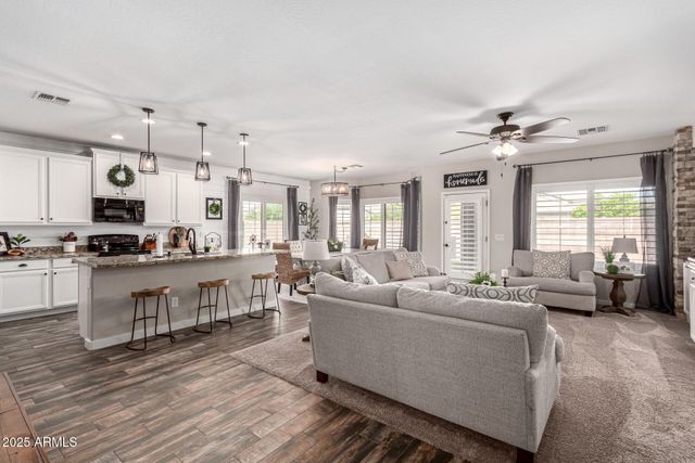 6219 S BANNING Street, Gilbert, AZ 85298