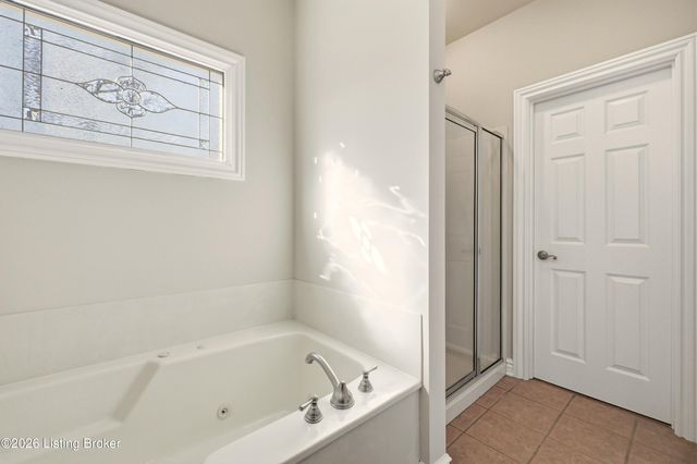 13889 Taylorsville Rd, Louisville, KY 40299