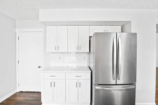 5998 Blaverly Drive, New Albany, OH 43054